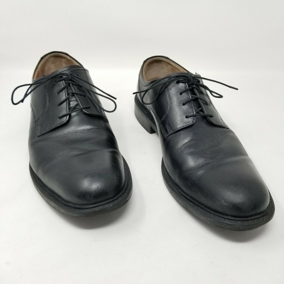 Johnston Murphy Medium Plain Toe Black Shoe - Picture 4 of 11